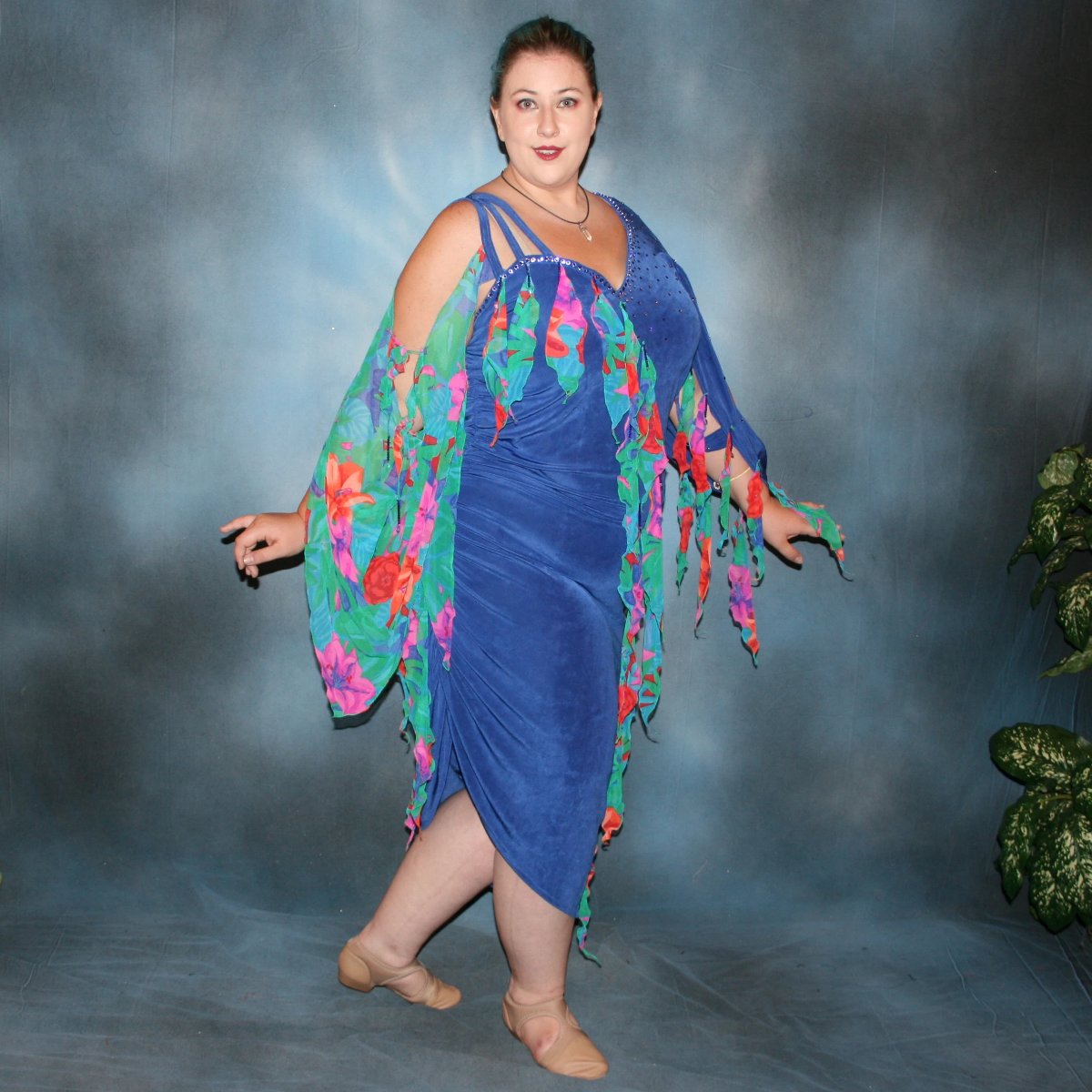 Blue Plus Size Latin-Rhythm Dress with Tropical Print Accents-Tropical Fun