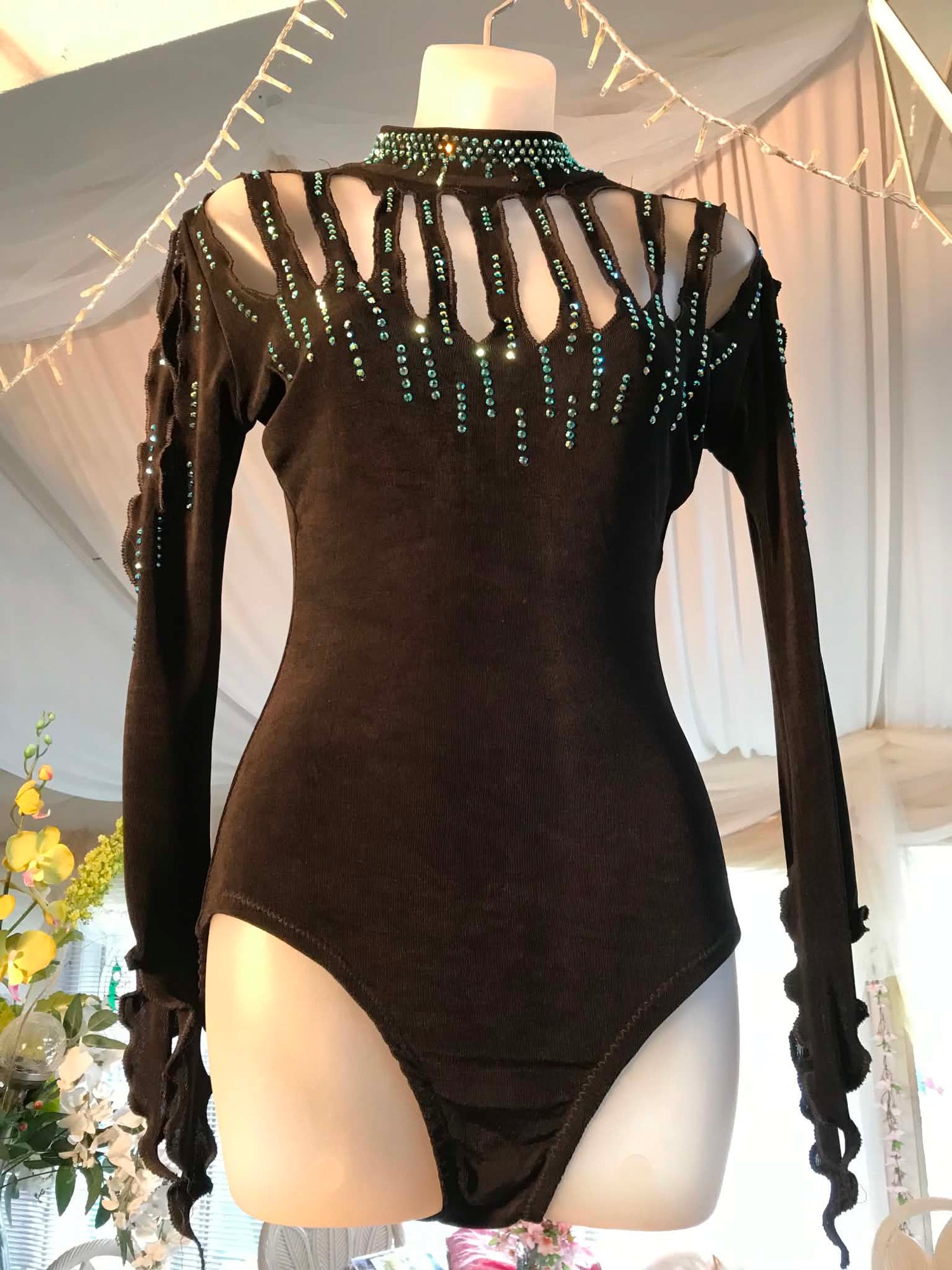 Bodysuits & Tops